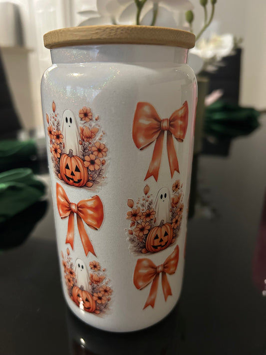 Ghost. Pumpkins. Hows